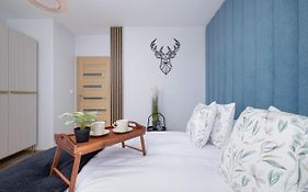 Osiedle Avia Harmonious Apartment With Balcony & Parking Cracow By Renters Prestige